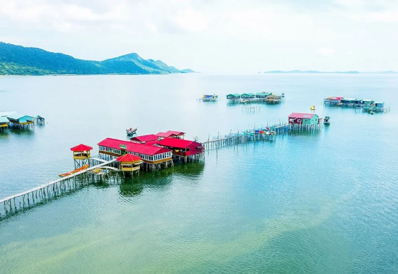 Làng chài Rạch Vẹm ở đâu?